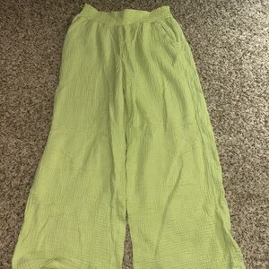 Women's Wide Leg Pants in Light Green